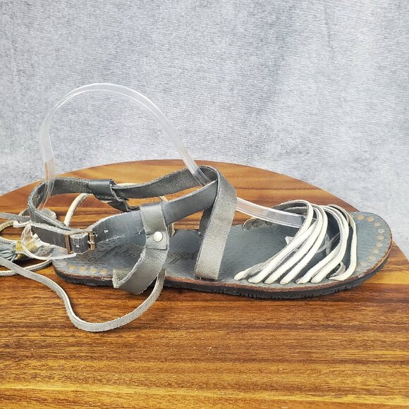 Free People Sandals Women's 7.5 Gray Leather Gladiator Tie Lace Up Strappy Flat - Picture 1 of 10